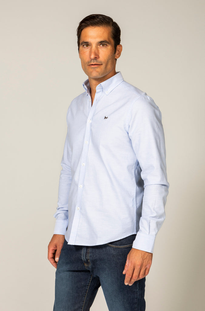 Camisa Oxford Suavizada Celeste bajo