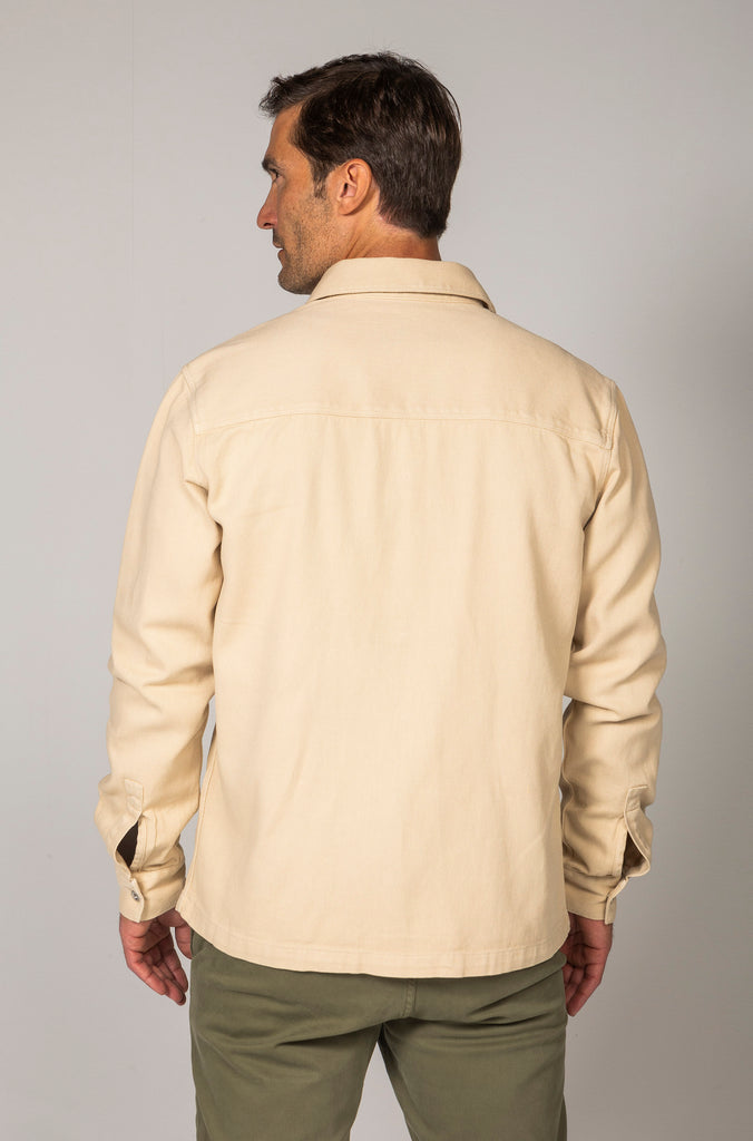 Sobrecamisa Beige 2 Bolsillos Botones Metálicos