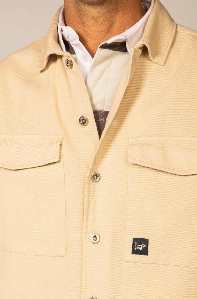 Sobrecamisa Beige 2 Bolsillos Botones Metálicos