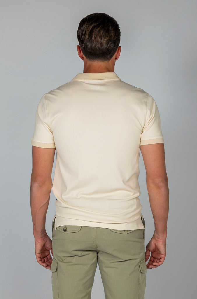 Pack tres polos técnicos crema, blanco y azul soft