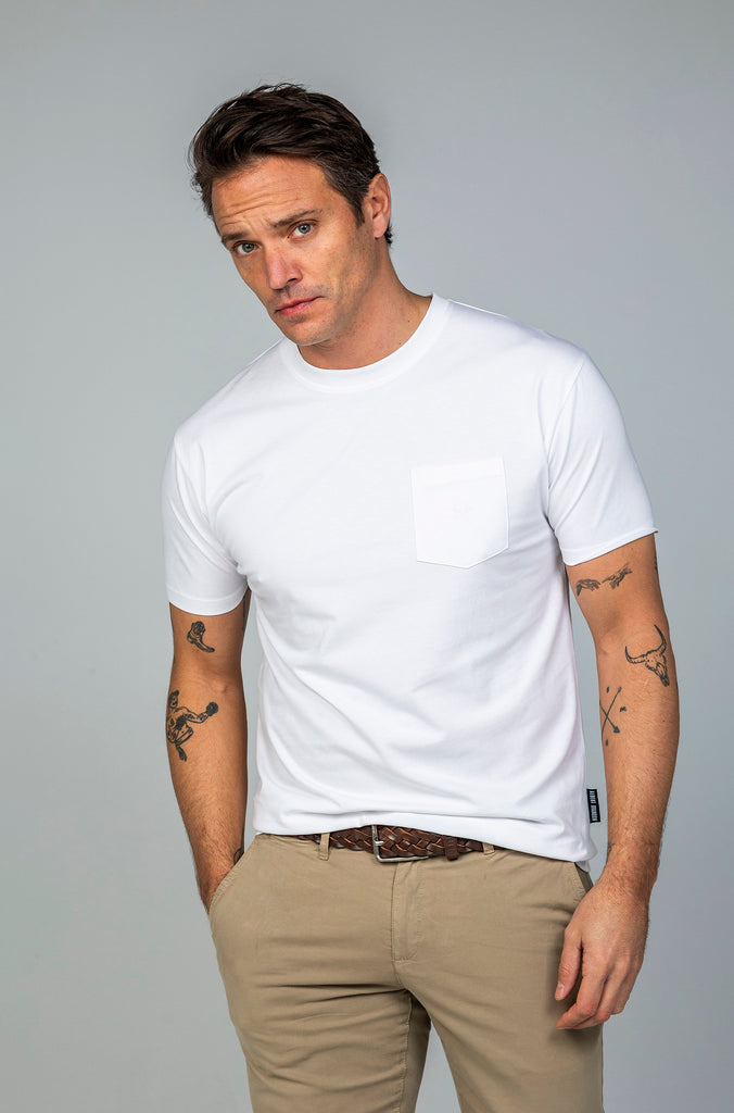 Camiseta Básica Con Bolsillo Blanca