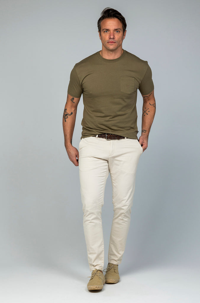 Camiseta Básica Con Bolsillo Kaki
