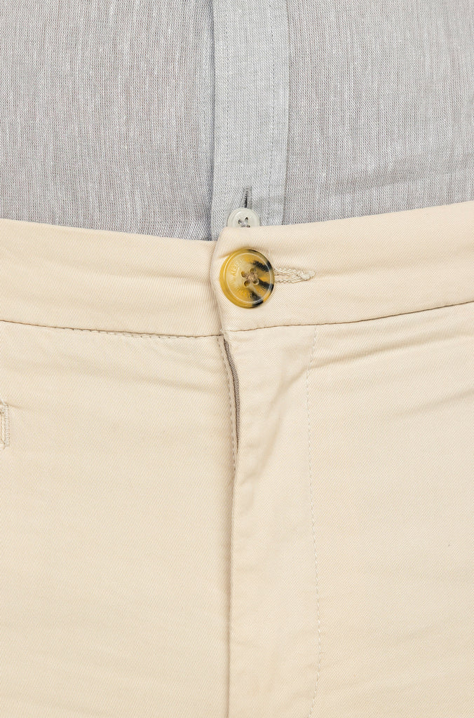 Pantalón Chino Elástico Regular Piedra