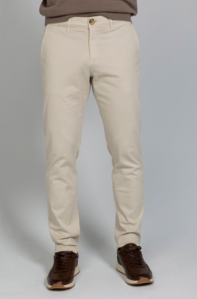 Pantalón Chino Elástico Custom Crudo