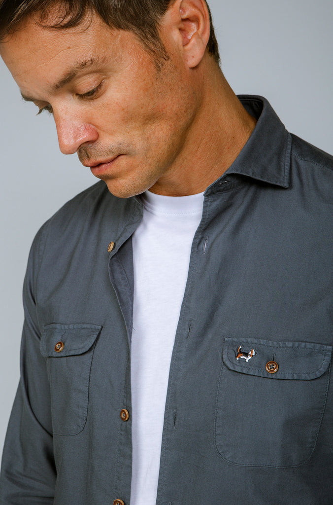 Camisa Pinpoint Doble Bolsillo Tintada Gris Plomo