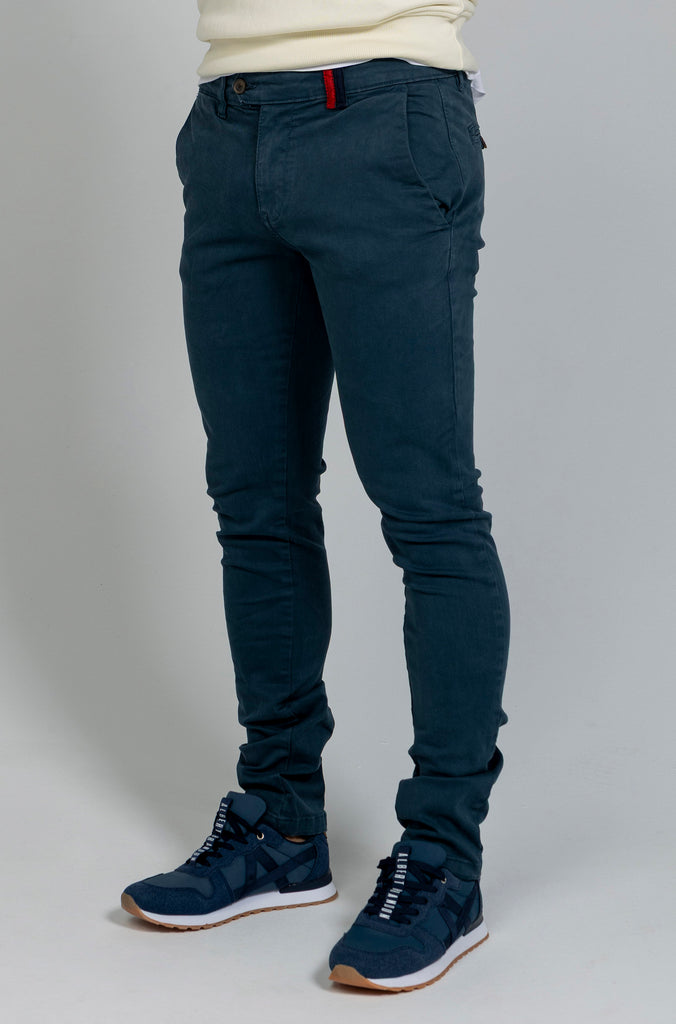Pantalón Chino Elástico Garment Dyed Índigo