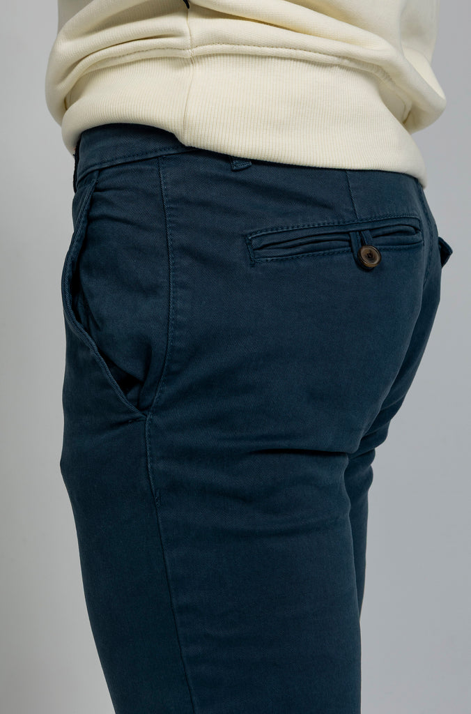 Pantalón Chino Elástico Garment Dyed Índigo