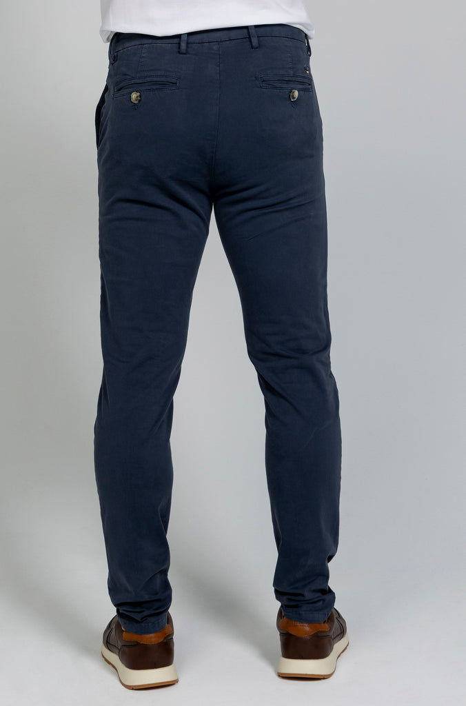 Pantalón Chino Regular marino
