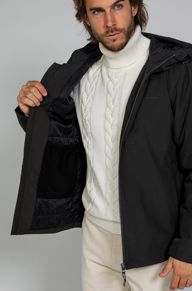 Parka Técnica Dream Con Capucha Negra