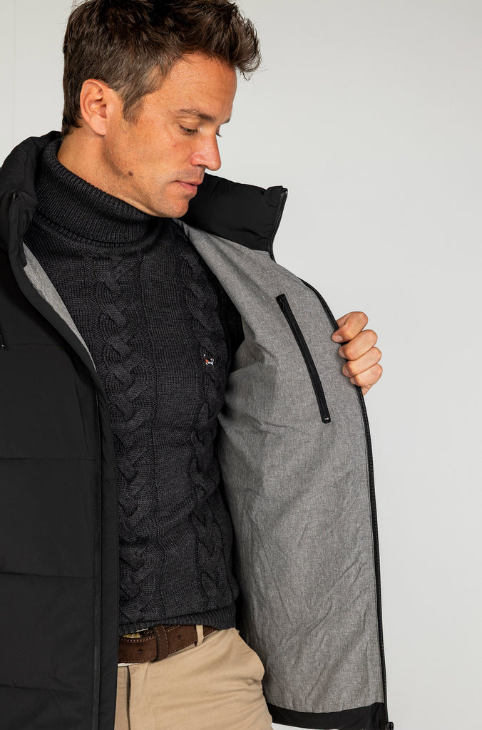 Parka Técnica Acolchada Negra
