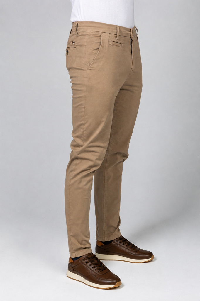 Pantalón Chino Elástico Regular Beig