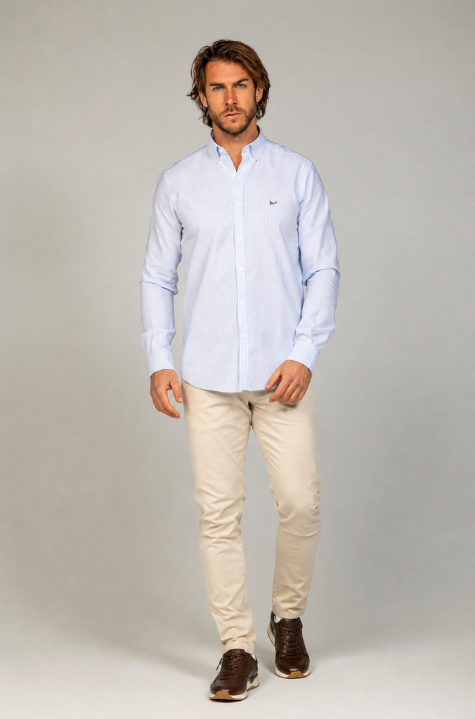 Camisa Raya Oxford Suavizada Celeste.
