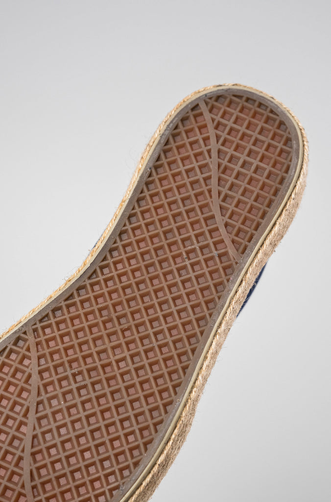 Zapatilla Yute Marino con Cordón